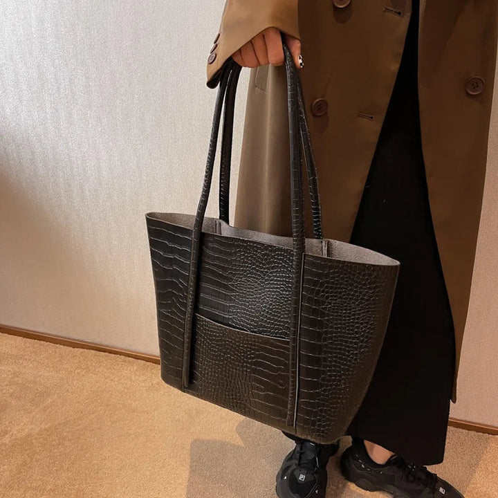 Françoise | Structured Chic Tote