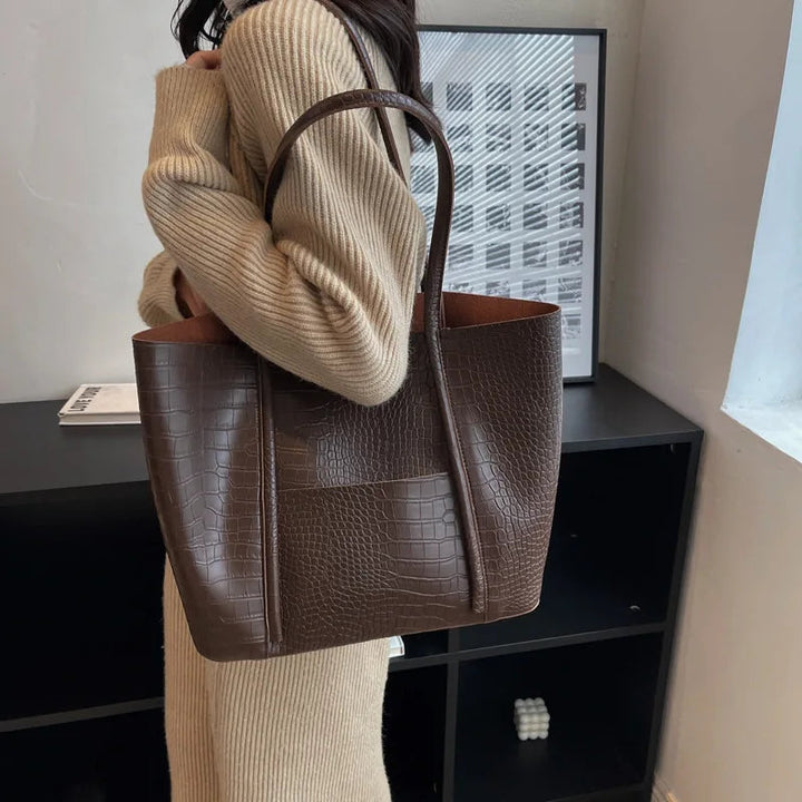 Françoise | Structured Chic Tote