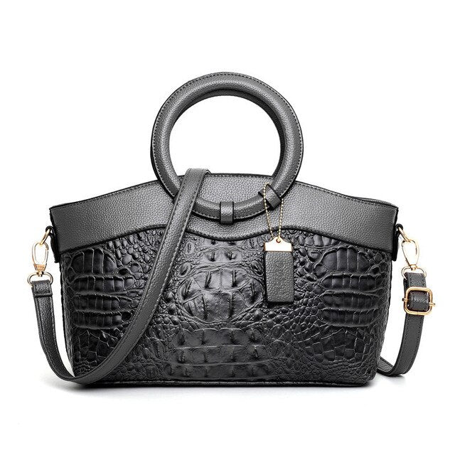 Caroline | Refined Statement Carry