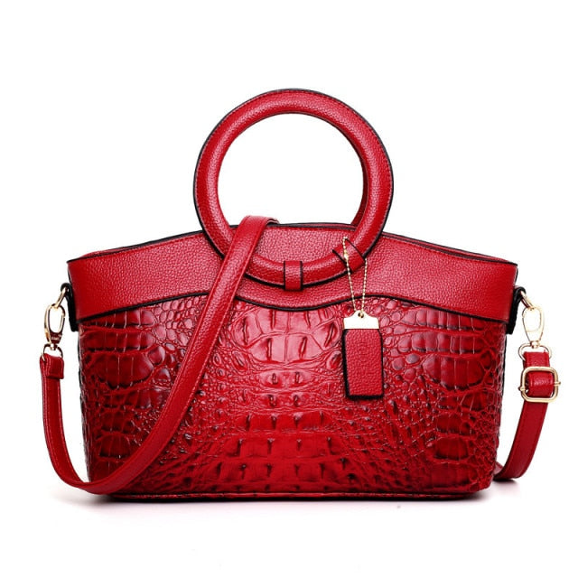 Caroline | Refined Statement Carry