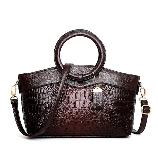 Caroline | Refined Statement Carry